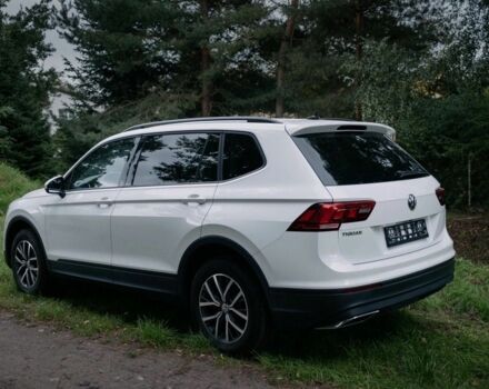 Белый Фольксваген Тигуан, объемом двигателя 2 л и пробегом 67 тыс. км за 13600 $, фото 4 на Automoto.ua