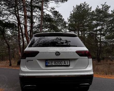 Білий Фольксваген Тігуан, об'ємом двигуна 2 л та пробігом 125 тис. км за 20000 $, фото 16 на Automoto.ua