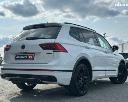 Белый Фольксваген Тигуан, объемом двигателя 2 л и пробегом 58 тыс. км за 31490 $, фото 8 на Automoto.ua