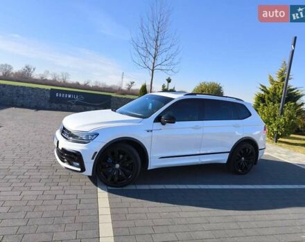 Білий Фольксваген Тігуан, об'ємом двигуна 2 л та пробігом 123 тис. км за 27500 $, фото 41 на Automoto.ua