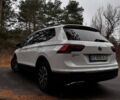 Білий Фольксваген Тігуан, об'ємом двигуна 2 л та пробігом 125 тис. км за 20000 $, фото 15 на Automoto.ua