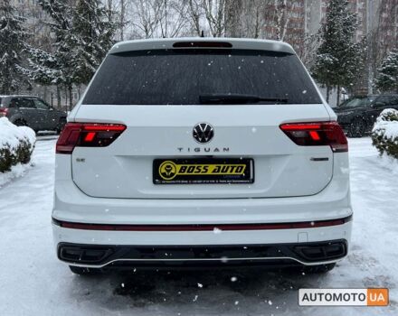 Білий Фольксваген Тігуан, об'ємом двигуна 2 л та пробігом 54 тис. км за 32700 $, фото 5 на Automoto.ua