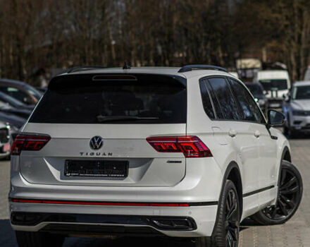 Белый Фольксваген Тигуан, объемом двигателя 2 л и пробегом 193 тыс. км за 33490 $, фото 18 на Automoto.ua