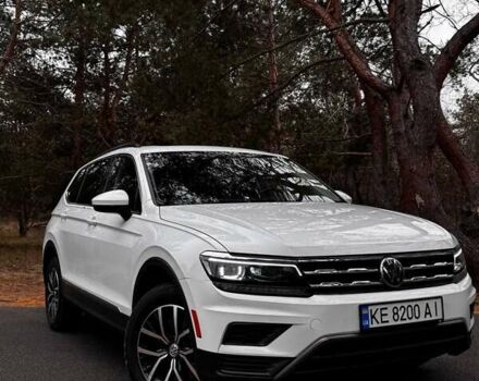 Білий Фольксваген Тігуан, об'ємом двигуна 2 л та пробігом 125 тис. км за 20000 $, фото 22 на Automoto.ua