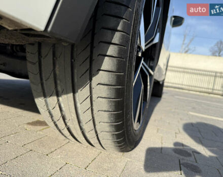 Белый Фольксваген Тигуан, объемом двигателя 1.97 л и пробегом 189 тыс. км за 36500 $, фото 35 на Automoto.ua