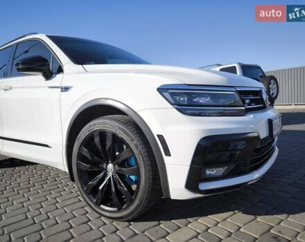 Білий Фольксваген Тігуан, об'ємом двигуна 2 л та пробігом 123 тис. км за 27500 $, фото 98 на Automoto.ua