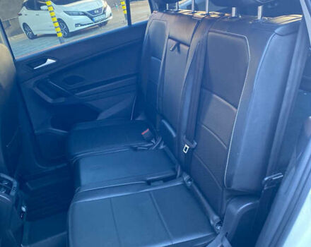 Білий Фольксваген Тігуан, об'ємом двигуна 2 л та пробігом 135 тис. км за 18800 $, фото 15 на Automoto.ua