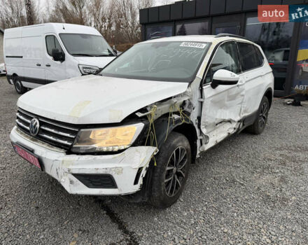 Белый Фольксваген Тигуан, объемом двигателя 1.98 л и пробегом 126 тыс. км за 10900 $, фото 8 на Automoto.ua