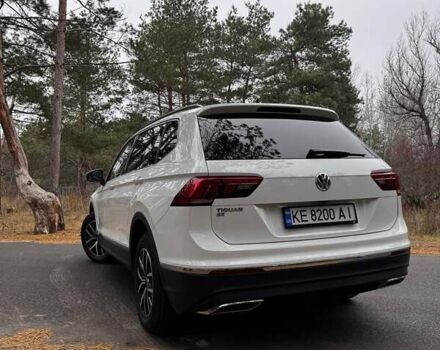 Білий Фольксваген Тігуан, об'ємом двигуна 2 л та пробігом 125 тис. км за 20000 $, фото 8 на Automoto.ua