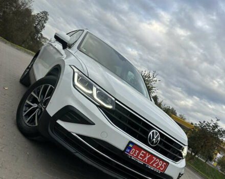 Белый Фольксваген Тигуан, объемом двигателя 2 л и пробегом 132 тыс. км за 27750 $, фото 15 на Automoto.ua