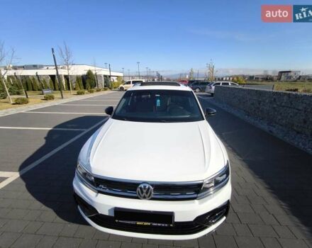 Білий Фольксваген Тігуан, об'ємом двигуна 2 л та пробігом 123 тис. км за 27500 $, фото 58 на Automoto.ua