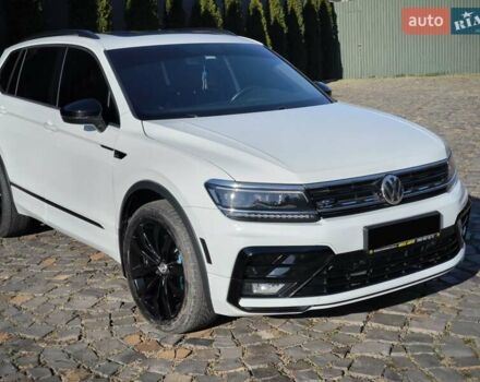 Білий Фольксваген Тігуан, об'ємом двигуна 2 л та пробігом 123 тис. км за 27500 $, фото 11 на Automoto.ua