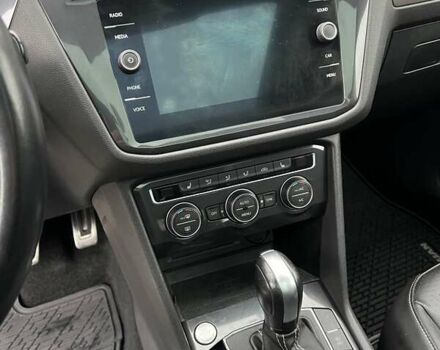 Білий Фольксваген Тігуан, об'ємом двигуна 1.98 л та пробігом 113 тис. км за 25500 $, фото 42 на Automoto.ua