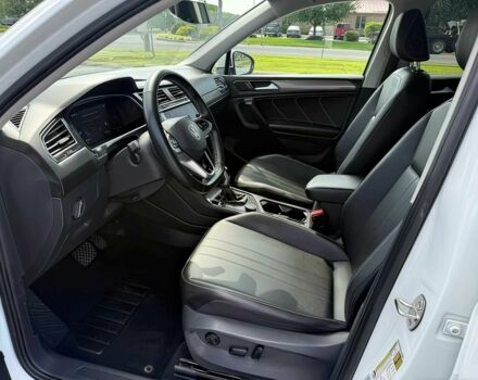 Белый Фольксваген Тигуан, объемом двигателя 2 л и пробегом 25 тыс. км за 17300 $, фото 7 на Automoto.ua