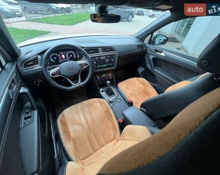 Білий Фольксваген Тігуан, об'ємом двигуна 1.98 л та пробігом 48 тис. км за 39000 $, фото 30 на Automoto.ua