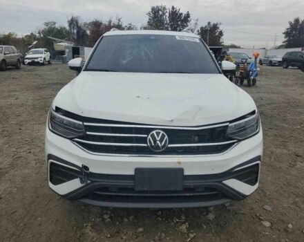 Белый Фольксваген Тигуан, объемом двигателя 2 л и пробегом 123 тыс. км за 4100 $, фото 4 на Automoto.ua