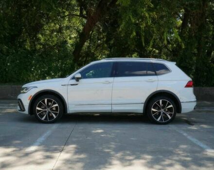 Белый Фольксваген Тигуан, объемом двигателя 2 л и пробегом 21 тыс. км за 21200 $, фото 3 на Automoto.ua