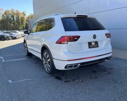 Белый Фольксваген Тигуан, объемом двигателя 2 л и пробегом 18 тыс. км за 7800 $, фото 4 на Automoto.ua