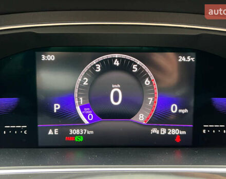 Білий Фольксваген Тігуан, об'ємом двигуна 2 л та пробігом 30 тис. км за 31500 $, фото 10 на Automoto.ua