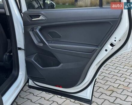 Белый Фольксваген Тигуан, объемом двигателя 1.98 л и пробегом 105 тыс. км за 21750 $, фото 33 на Automoto.ua