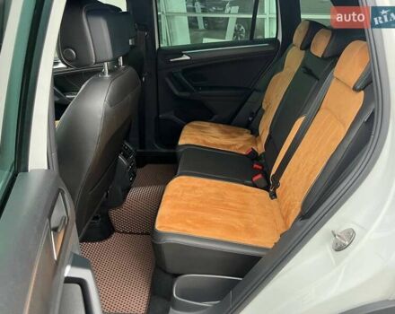 Білий Фольксваген Тігуан, об'ємом двигуна 1.98 л та пробігом 48 тис. км за 39000 $, фото 29 на Automoto.ua