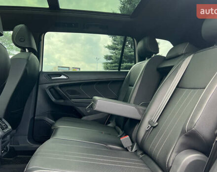 Білий Фольксваген Тігуан, об'ємом двигуна 2 л та пробігом 30 тис. км за 31500 $, фото 19 на Automoto.ua