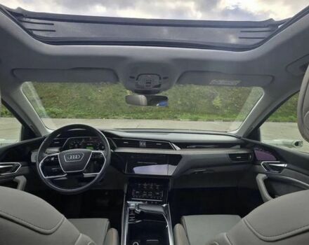 Белый Фольксваген Тигуан, объемом двигателя 0 л и пробегом 50 тыс. км за 25600 $, фото 2 на Automoto.ua