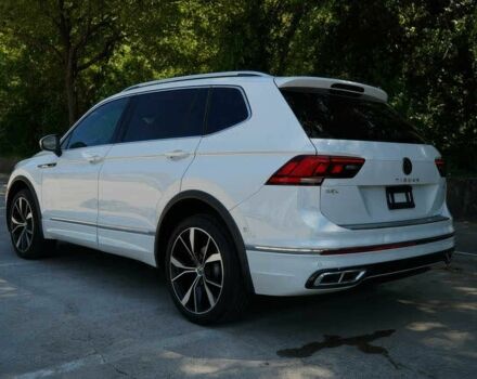 Белый Фольксваген Тигуан, объемом двигателя 2 л и пробегом 21 тыс. км за 21200 $, фото 4 на Automoto.ua