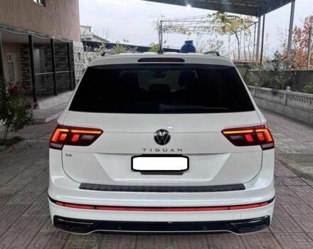 Білий Фольксваген Тігуан, об'ємом двигуна 2 л та пробігом 59 тис. км за 355 $, фото 10 на Automoto.ua