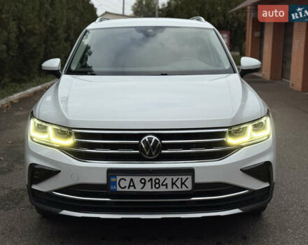 Белый Фольксваген Тигуан, объемом двигателя 1.98 л и пробегом 55 тыс. км за 39500 $, фото 1 на Automoto.ua
