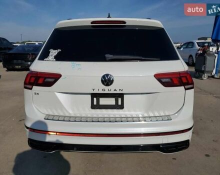 Білий Фольксваген Тігуан, об'ємом двигуна 2 л та пробігом 85 тис. км за 7800 $, фото 4 на Automoto.ua