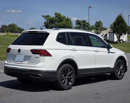 Белый Фольксваген Тигуан, объемом двигателя 2 л и пробегом 25 тыс. км за 17300 $, фото 3 на Automoto.ua