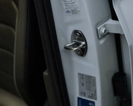 Белый Фольксваген Тигуан, объемом двигателя 1.98 л и пробегом 55 тыс. км за 39500 $, фото 6 на Automoto.ua