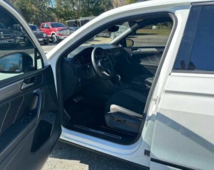 Белый Фольксваген Тигуан, объемом двигателя 2 л и пробегом 22 тыс. км за 15000 $, фото 8 на Automoto.ua