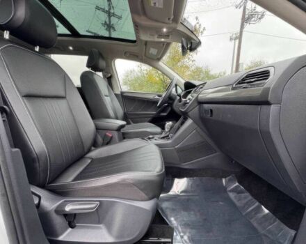 Белый Фольксваген Тигуан, объемом двигателя 2 л и пробегом 15 тыс. км за 9000 $, фото 9 на Automoto.ua