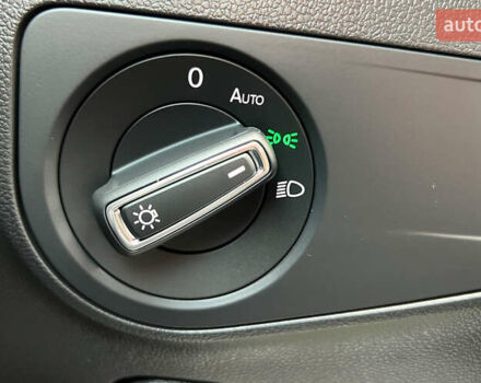 Білий Фольксваген Тігуан, об'ємом двигуна 2 л та пробігом 30 тис. км за 31500 $, фото 11 на Automoto.ua