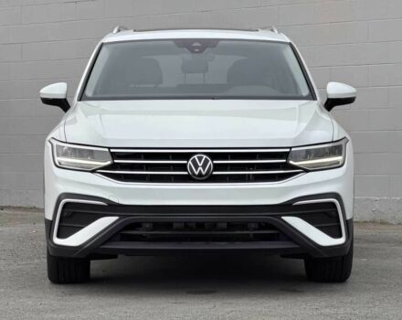 Білий Фольксваген Тігуан, об'ємом двигуна 2 л та пробігом 25 тис. км за 7800 $, фото 1 на Automoto.ua