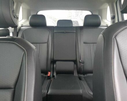 Белый Фольксваген Тигуан, объемом двигателя 2 л и пробегом 123 тыс. км за 4100 $, фото 9 на Automoto.ua