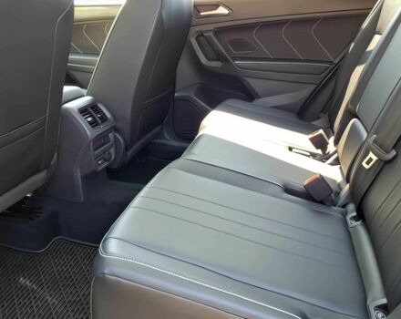 Білий Фольксваген Тігуан, об'ємом двигуна 2 л та пробігом 15 тис. км за 10700 $, фото 10 на Automoto.ua