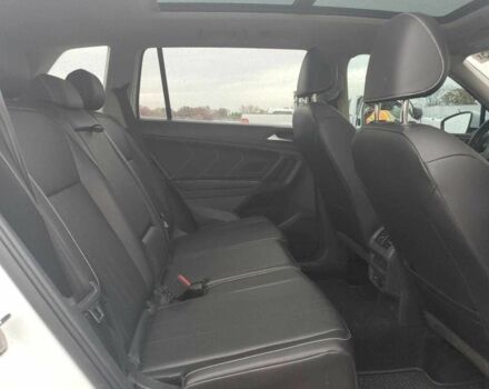 Белый Фольксваген Тигуан, объемом двигателя 2 л и пробегом 123 тыс. км за 4100 $, фото 10 на Automoto.ua