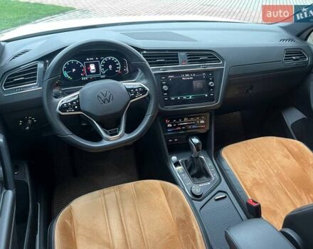 Білий Фольксваген Тігуан, об'ємом двигуна 1.98 л та пробігом 48 тис. км за 39000 $, фото 31 на Automoto.ua