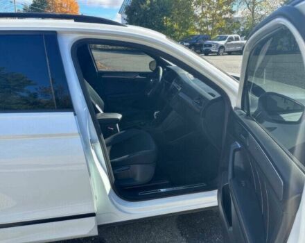 Белый Фольксваген Тигуан, объемом двигателя 2 л и пробегом 22 тыс. км за 15000 $, фото 10 на Automoto.ua