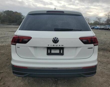 Белый Фольксваген Тигуан, объемом двигателя 2 л и пробегом 123 тыс. км за 4100 $, фото 5 на Automoto.ua