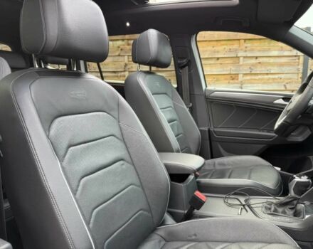 Белый Фольксваген Тигуан, объемом двигателя 2 л и пробегом 27 тыс. км за 17000 $, фото 6 на Automoto.ua