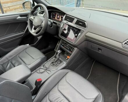 Белый Фольксваген Тигуан, объемом двигателя 2 л и пробегом 27 тыс. км за 17000 $, фото 7 на Automoto.ua