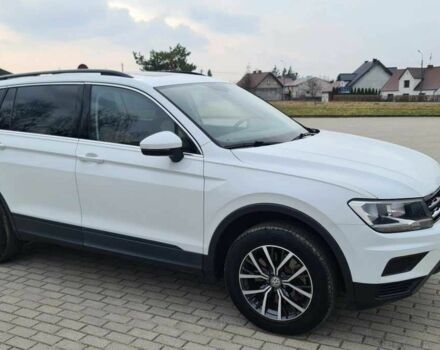 Білий Фольксваген Тігуан, об'ємом двигуна 2 л та пробігом 75 тис. км за 12400 $, фото 17 на Automoto.ua