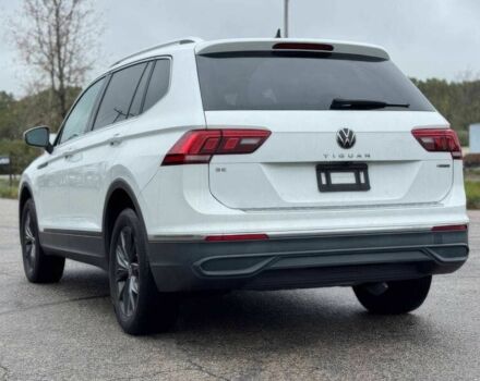 Белый Фольксваген Тигуан, объемом двигателя 2 л и пробегом 15 тыс. км за 9000 $, фото 5 на Automoto.ua