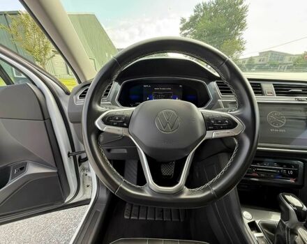 Белый Фольксваген Тигуан, объемом двигателя 2 л и пробегом 25 тыс. км за 17300 $, фото 8 на Automoto.ua