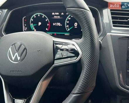 Білий Фольксваген Тігуан, об'ємом двигуна 1.98 л та пробігом 48 тис. км за 39000 $, фото 35 на Automoto.ua