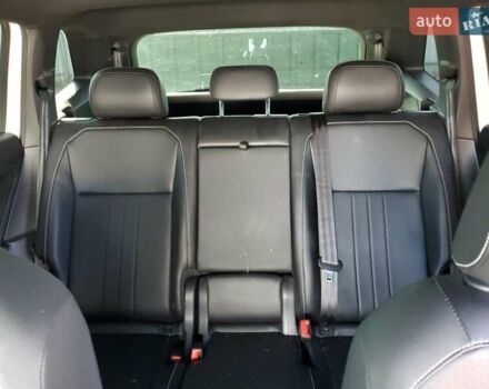 Білий Фольксваген Тігуан, об'ємом двигуна 2 л та пробігом 85 тис. км за 7800 $, фото 8 на Automoto.ua